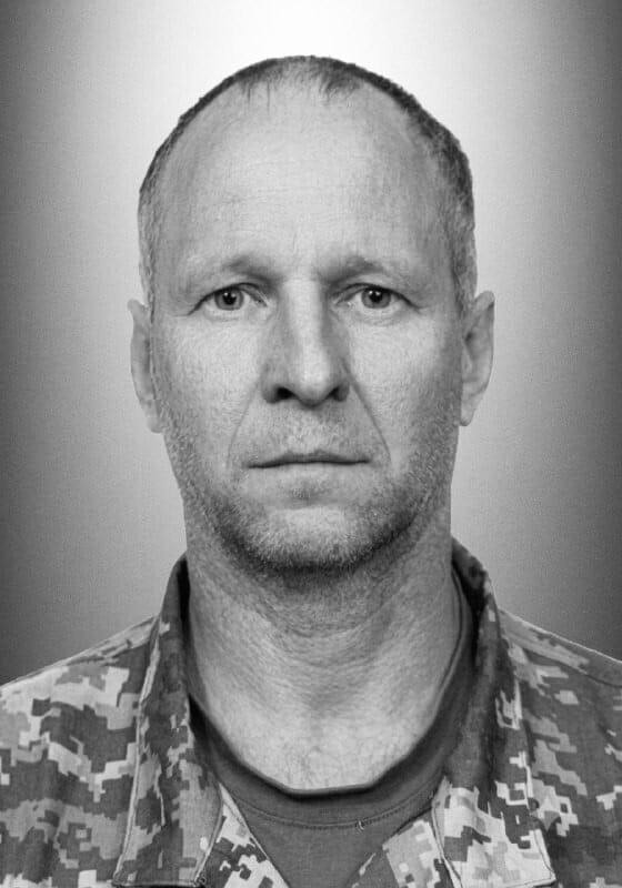 Щоденно о 9 годині – загальнонаціональна хвилина мовчання. Зупиніться, де б ви не були Щоденно о 9 годині – загальнонаціональна хвилина мовчання. Зупиніться, де б ви не були