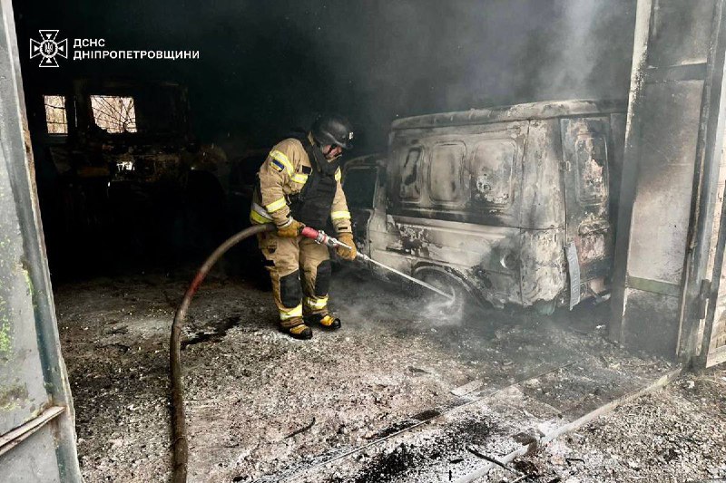 🔥Росіяни атакували Дніпропетровщину: поранено трьох людей
У Покровській громаді Синельниківського району... 🔥Росіяни атакували Дніпропетровщину: поранено трьох людей
У Покровській громаді Синельниківського району...