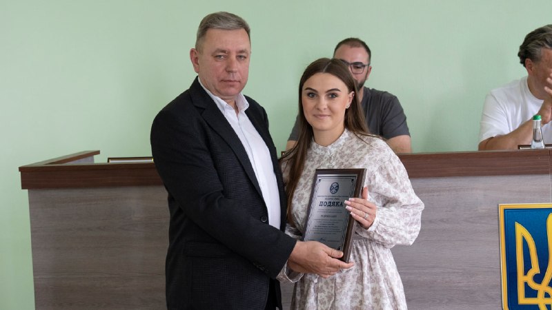 Напередодні професійного свята привітав колектив Житомирського науково-дослідного експертно-криміналістичного... Напередодні професійного свята привітав колектив Житомирського науково-дослідного експертно-криміналістичного...