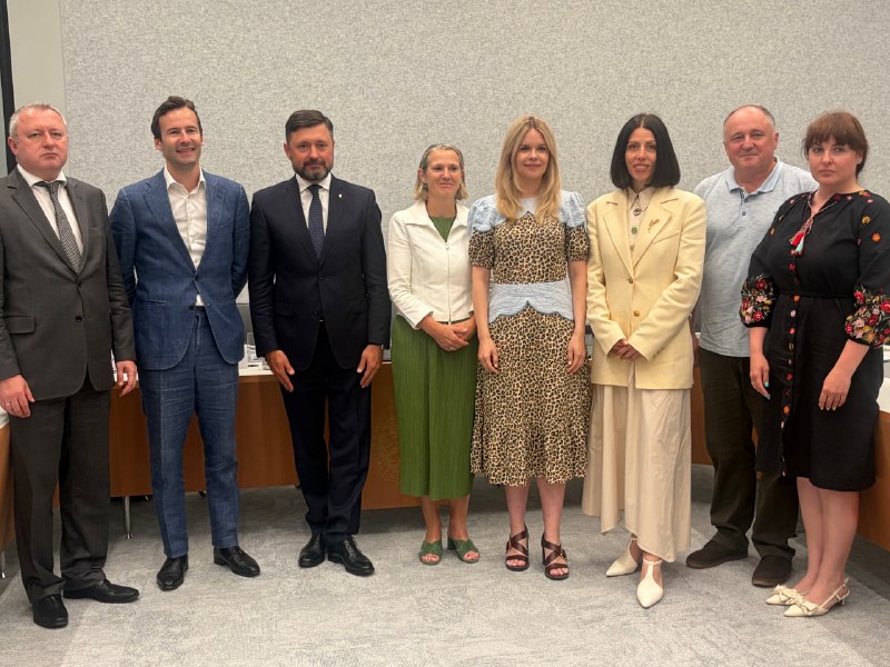 ☝️У межах візиту до Гааги делегація Маріупольської міської військової адміністрації на чолі з Вадимом Бойченком... ☝️У межах візиту до Гааги делегація Маріупольської міської військової адміністрації на чолі з Вадимом Бойченком...