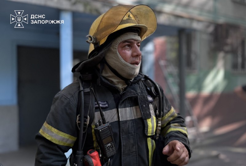 #герої_без_зброї
Таїр Сарана, командир відділення пожежно-рятувальної частини у Запоріжжі.
У ДСНС він із 2001 року #герої_без_зброї
Таїр Сарана, командир відділення пожежно-рятувальної частини у Запоріжжі.
У ДСНС він із 2001 року
