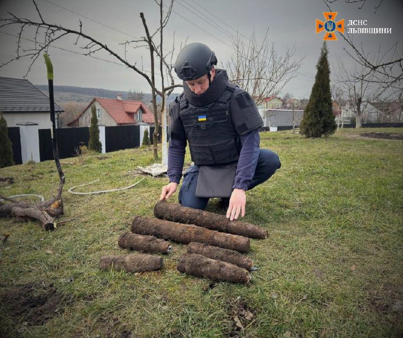 Пам'ятаєте, ми писали, що на Львівщині, у селі Гута Шептицького району, чоловік у себе на городі знайшов боєприпас Пам'ятаєте, ми писали, що на Львівщині, у селі Гута Шептицького району, чоловік у себе на городі знайшов боєприпас