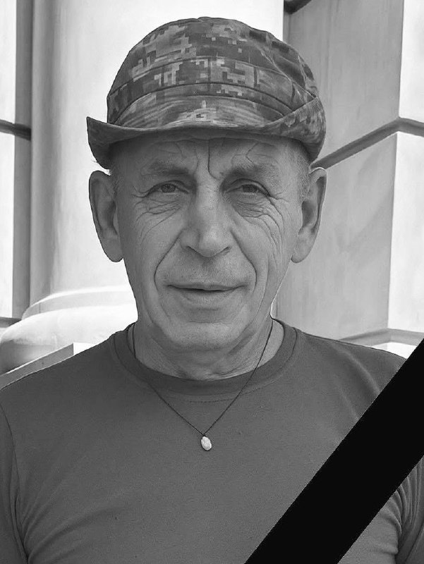 Щоденно о 9 годині – загальнонаціональна хвилина мовчання. Зупиніться, де б ви не були Щоденно о 9 годині – загальнонаціональна хвилина мовчання. Зупиніться, де б ви не були