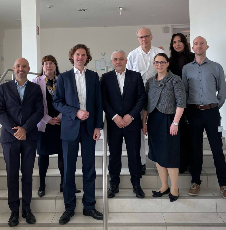 🏥Міжнародне партнерство у медицині: нові можливості для Одещини
Розвиток сфери охорони здоровʼя є одним з пріоритетних напрямків у регіоні 🏥Міжнародне партнерство у медицині: нові можливості для Одещини
Розвиток сфери охорони здоровʼя є одним з пріоритетних напрямків у регіоні