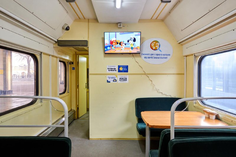 Укрзалізниця підготувала 100 «Вагонів незламності» у відповідь на знеструмлення по всій країні
🤝Укрзалізниця за допомогою партнерів Укрзалізниця підготувала 100 «Вагонів незламності» у відповідь на знеструмлення по всій країні
🤝Укрзалізниця за допомогою партнерів