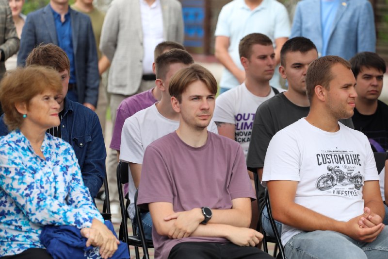 ⚛️⚛️ На ХАЕС триває другий тиждень роботи Літньої ядерної школи 2026
Унікальний освітній проєкт Енергоатома... ⚛️⚛️ На ХАЕС триває другий тиждень роботи Літньої ядерної школи 2026
Унікальний освітній проєкт Енергоатома...