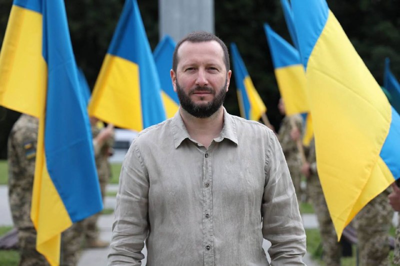 Сьогодні - День державної служби України.
Я хочу подякувати кожному, хто щодня працює для людей і нашої області Сьогодні - День державної служби України.
Я хочу подякувати кожному, хто щодня працює для людей і нашої області