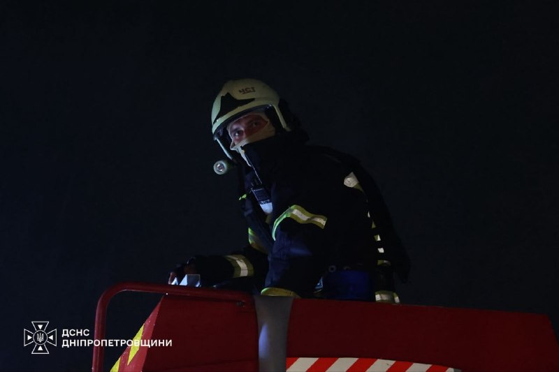 #Дніпропетровщина: двоє людей загинули через російські атаки, ще шестеро постраждали, серед них — дитина! #Дніпропетровщина: двоє людей загинули через російські атаки, ще шестеро постраждали, серед них — дитина!