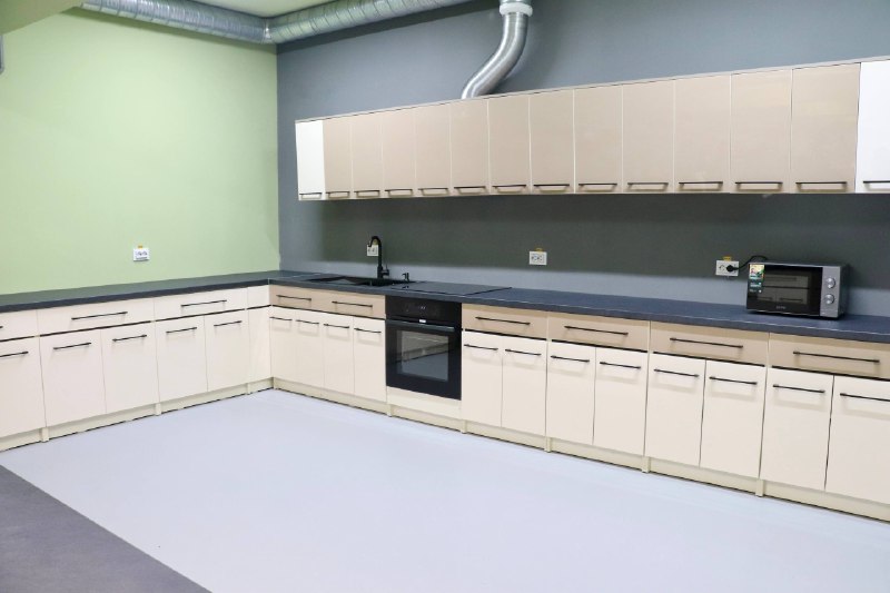 Разом із партнерами відкрили оновлене укриття в Куликівському професійному аграрному ліцеї Разом із партнерами відкрили оновлене укриття в Куликівському професійному аграрному ліцеї