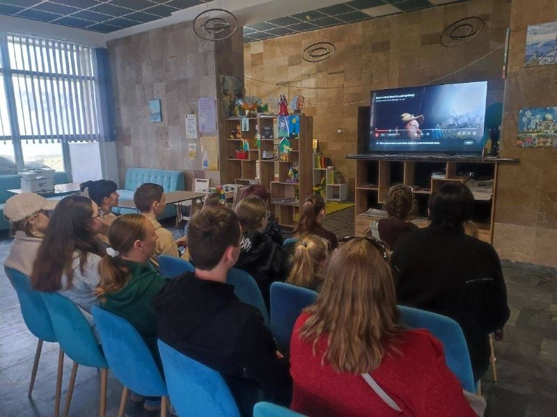 Координаційний центр «Вільні разом» у Миколаєві продовжує комплексну підтримку переселенців з Херсонщини. Координаційний центр «Вільні разом» у Миколаєві продовжує комплексну підтримку переселенців з Херсонщини.