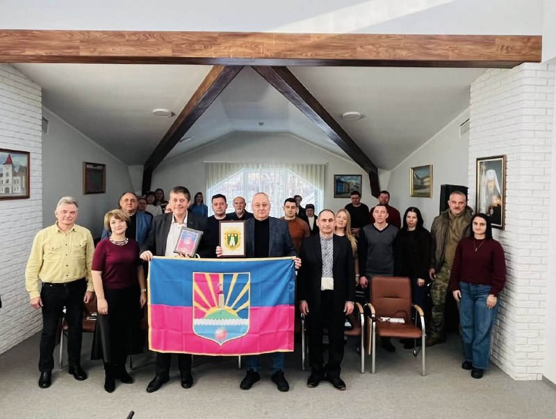 «Пліч-о-пліч»: як громади Луганщини вибудовують мережу підтримки по всій Україні «Пліч-о-пліч»: як громади Луганщини вибудовують мережу підтримки по всій Україні