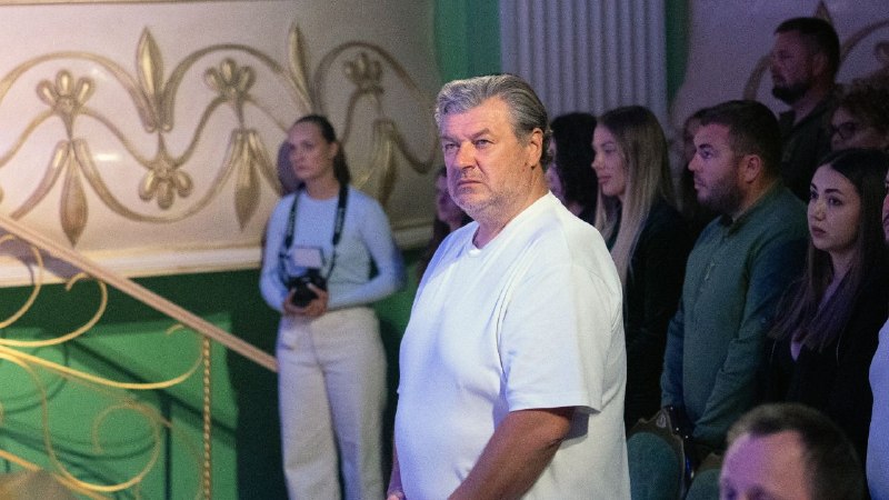 У Житомирі відбулася особлива зустріч із народним артистом України Богданом Бенюком У Житомирі відбулася особлива зустріч із народним артистом України Богданом Бенюком