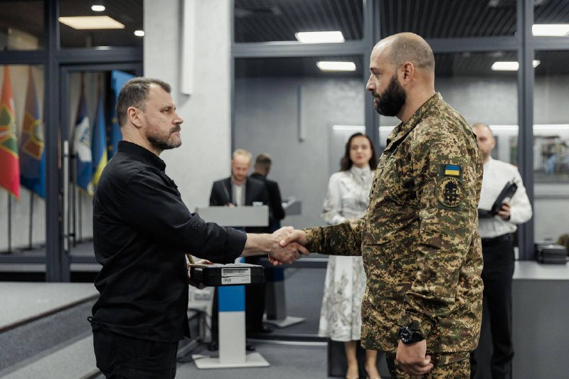 🇺🇦Міністр внутрішніх справ України Ігор Клименко відзначив військовослужбовців НГУ та ДПСУ 🇺🇦Міністр внутрішніх справ України Ігор Клименко відзначив військовослужбовців НГУ та ДПСУ