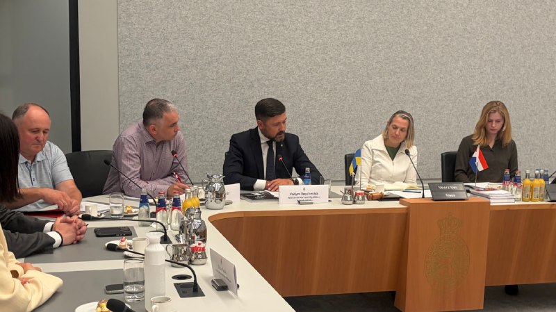 ☝️У межах візиту до Гааги делегація Маріупольської міської військової адміністрації на чолі з Вадимом Бойченком... ☝️У межах візиту до Гааги делегація Маріупольської міської військової адміністрації на чолі з Вадимом Бойченком...
