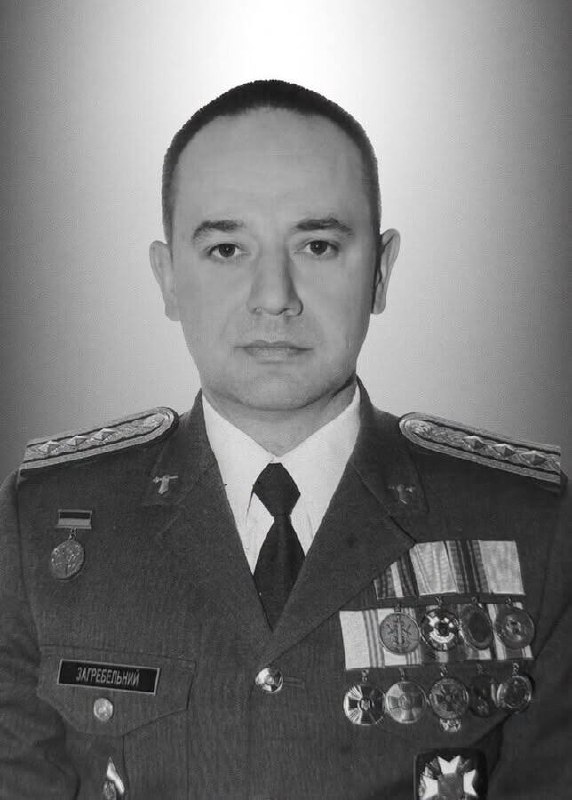 Щоденно о 9 годині – загальнонаціональна хвилина мовчання. Зупиніться, де б ви не були Щоденно о 9 годині – загальнонаціональна хвилина мовчання. Зупиніться, де б ви не були