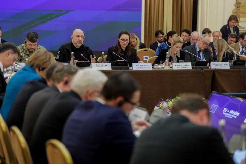 Мета України на наступне десятиліття — відновити генераційні потужності до довоєнних показників (55 ГВт) і стати не лише стійкою енергосистемою Мета України на наступне десятиліття — відновити генераційні потужності до довоєнних показників (55 ГВт) і стати не лише стійкою енергосистемою