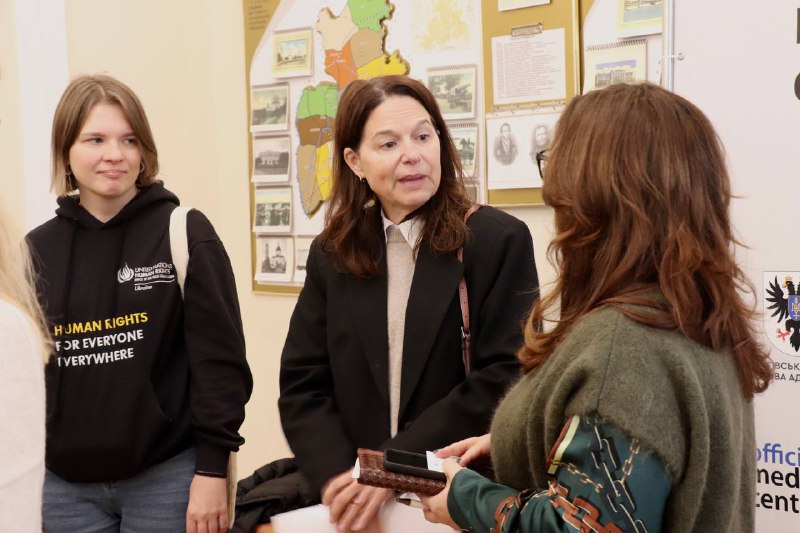 Мав зустріч із головою Моніторингової місії ООН з прав людини в Україні Даніель Белль Мав зустріч із головою Моніторингової місії ООН з прав людини в Україні Даніель Белль