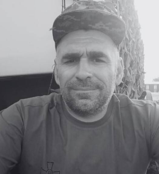 Щоденно о 9 годині – загальнонаціональна хвилина мовчання. Зупиніться, де б ви не були Щоденно о 9 годині – загальнонаціональна хвилина мовчання. Зупиніться, де б ви не були