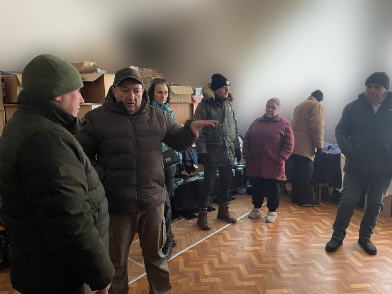 У Херсоні триває робота транзитного гуманітарного центру, діяльністю якого опікується Чулаківська СВА. У Херсоні триває робота транзитного гуманітарного центру, діяльністю якого опікується Чулаківська СВА.