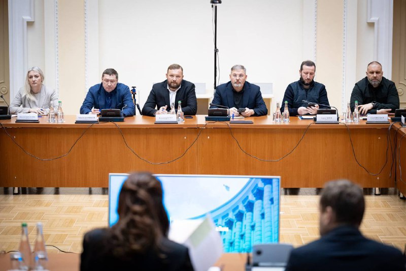 Взяв участь у нараді щодо рішення Уряду про перегляд фактичних списків обʼєктів критичної інфраструктури. Взяв участь у нараді щодо рішення Уряду про перегляд фактичних списків обʼєктів критичної інфраструктури.