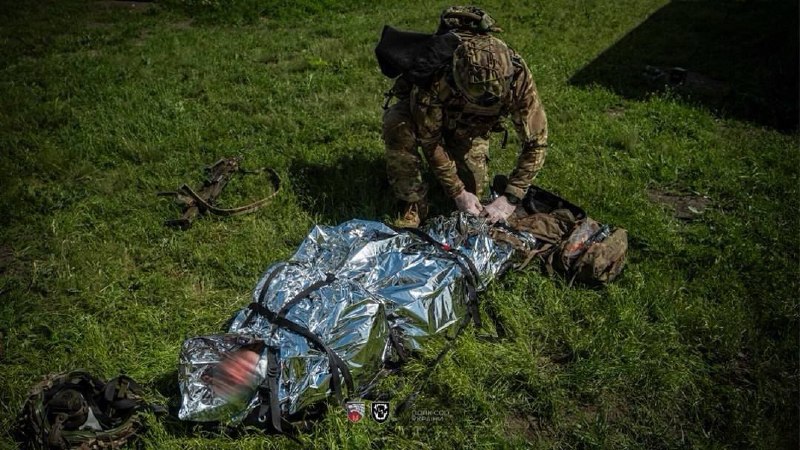 Однією з найважливіших складових тактичних спеціальних навчань є тактична медицина. Однією з найважливіших складових тактичних спеціальних навчань є тактична медицина.