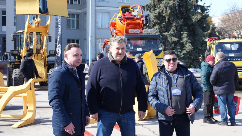 Сьогодні в Коростишеві разом із керівниками громад, представниками Укрексімбанку та керівництвом харківського... Сьогодні в Коростишеві разом із керівниками громад, представниками Укрексімбанку та керівництвом харківського...