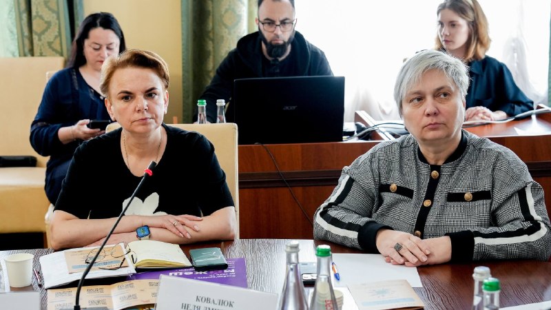 Сьогодні спільно з керівниками структурних підрозділів обласної військової адміністрації та керівниками... Сьогодні спільно з керівниками структурних підрозділів обласної військової адміністрації та керівниками...