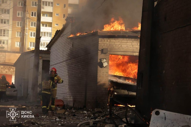 📍UPD: у Києві кількість постраждалих через нічний масований російський обстріл зросла до 64 людей, 4 особи загинули! 📍UPD: у Києві кількість постраждалих через нічний масований російський обстріл зросла до 64 людей, 4 особи загинули!
