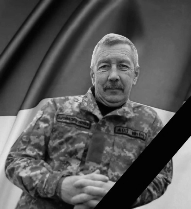 Щоденно о 9 годині – загальнонаціональна хвилина мовчання. Зупиніться, де б ви не були Щоденно о 9 годині – загальнонаціональна хвилина мовчання. Зупиніться, де б ви не були
