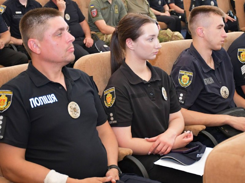 Напередодні Дня Національної поліції України відзначили наших правоохоронців. Напередодні Дня Національної поліції України відзначили наших правоохоронців.