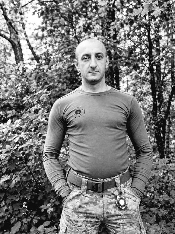 Щоденно о 9 годині – загальнонаціональна хвилина мовчання. Зупиніться, де б ви не були Щоденно о 9 годині – загальнонаціональна хвилина мовчання. Зупиніться, де б ви не були