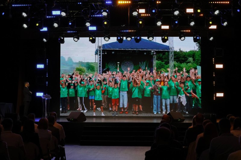 Підбили підсумки проєкту «Карпатська зміна». Взяв участь у заході разом із колегами з інших ОВА Підбили підсумки проєкту «Карпатська зміна». Взяв участь у заході разом із колегами з інших ОВА