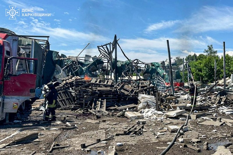 Двоє людей загинули, 19 постраждали внаслідок ракетного удару росіян по місту Дергачі на Харківщині! Двоє людей загинули, 19 постраждали внаслідок ракетного удару росіян по місту Дергачі на Харківщині!