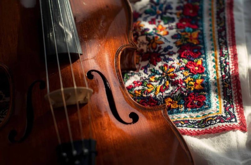 Кіровоградщина славна талановитими, творчими людьми.
Хореографія, музика – класична і народна Кіровоградщина славна талановитими, творчими людьми.
Хореографія, музика – класична і народна