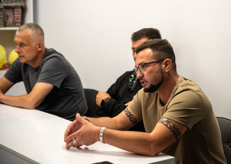 🪖Як адаптуватися до цивільного життя: у Львові відбувся тренінг із посттравматичного зростання для захисників, які повернулися з полону 🪖Як адаптуватися до цивільного життя: у Львові відбувся тренінг із посттравматичного зростання для захисників, які повернулися з полону