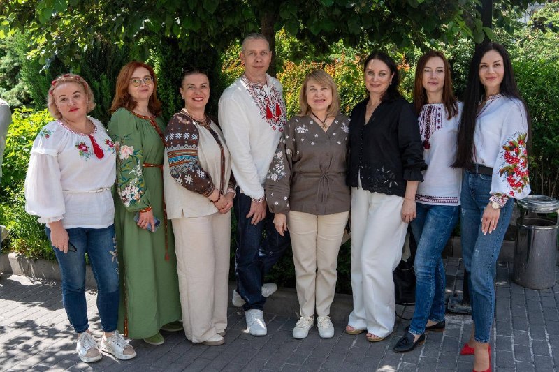 Вишиванка єднає: колектив НАЕК долучився до відзначення Дня вишиванки Вишиванка єднає: колектив НАЕК долучився до відзначення Дня вишиванки