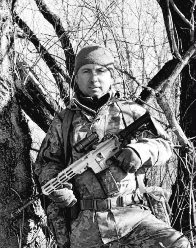 Щоденно о 9 годині – загальнонаціональна хвилина мовчання. Зупиніться, де б ви не були Щоденно о 9 годині – загальнонаціональна хвилина мовчання. Зупиніться, де б ви не були