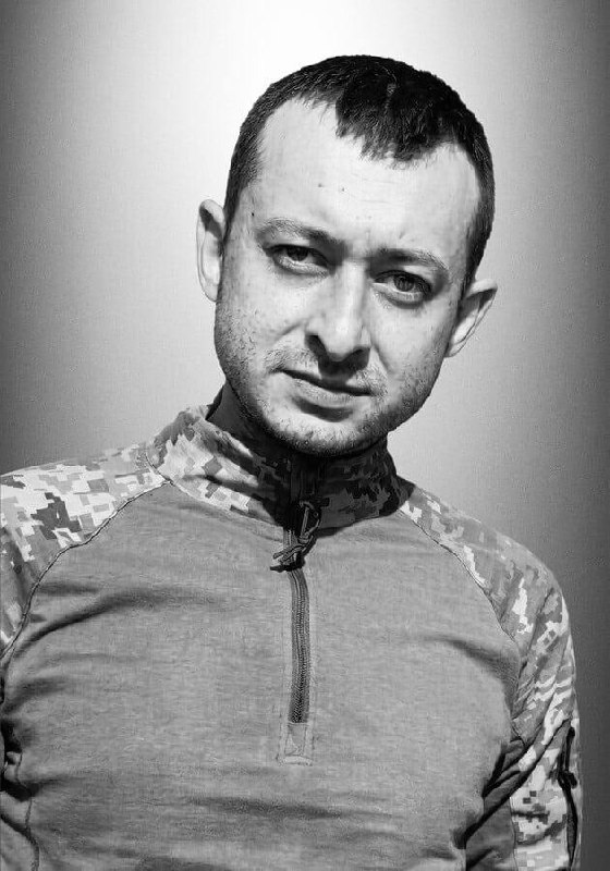 Щоденно о 9 годині – загальнонаціональна хвилина мовчання. Зупиніться, де б ви не були Щоденно о 9 годині – загальнонаціональна хвилина мовчання. Зупиніться, де б ви не були