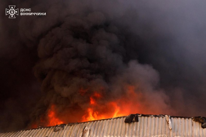 ‼️8 людей травмовані та госпіталізовані до лікарні через атаку російськими БпЛА на Вінниччині ‼️8 людей травмовані та госпіталізовані до лікарні через атаку російськими БпЛА на Вінниччині