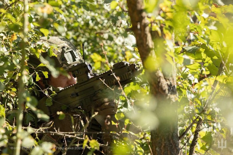 Головне на Луганщині за добу
📌За учора росіяни здійснили вісім штурмів на Лиманській ділянці фронту Головне на Луганщині за добу
📌За учора росіяни здійснили вісім штурмів на Лиманській ділянці фронту