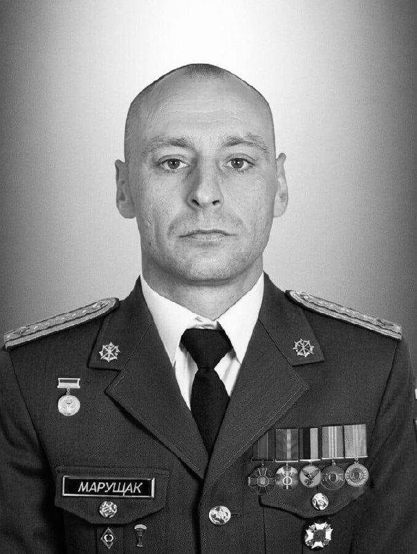 Щоденно о 9 годині – загальнонаціональна хвилина мовчання. Зупиніться, де б ви не були Щоденно о 9 годині – загальнонаціональна хвилина мовчання. Зупиніться, де б ви не були