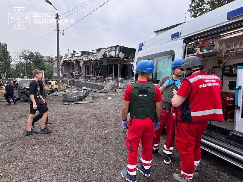 ❗️UPD: кількість постраждалих внаслідок авіаудару росіян по Запоріжжю зросла до 25 людей, серед них ❗️UPD: кількість постраждалих внаслідок авіаудару росіян по Запоріжжю зросла до 25 людей, серед них