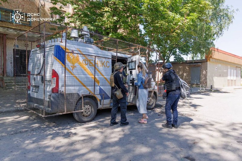 🚒 #Донеччина: з початку червня евакуаційна група «Фенікс» вивезла з прифронтових населених пунктів 57 людей 🚒 #Донеччина: з початку червня евакуаційна група «Фенікс» вивезла з прифронтових населених пунктів 57 людей