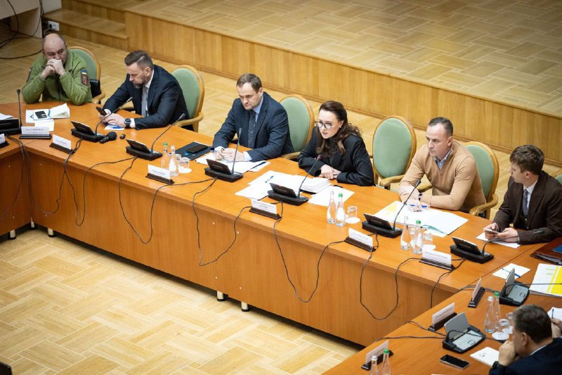 Взяв участь у нараді щодо рішення Уряду про перегляд фактичних списків обʼєктів критичної інфраструктури. Взяв участь у нараді щодо рішення Уряду про перегляд фактичних списків обʼєктів критичної інфраструктури.