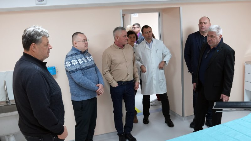 В обласній клінічній лікарні імені Гербачевського відкрили повністю оновлене приймальне відділення екстреної медичної допомоги В обласній клінічній лікарні імені Гербачевського відкрили повністю оновлене приймальне відділення екстреної медичної допомоги