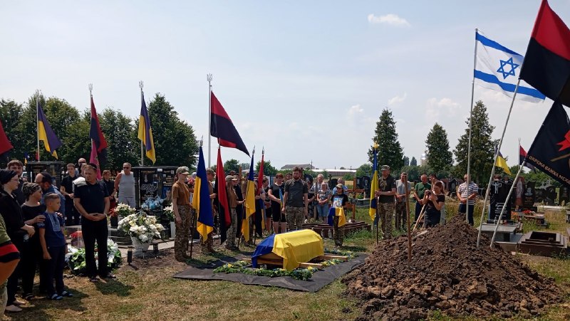 💔На Львівщині попрощалися з полеглим захисником України з Маріуполя Євгеном Шулікою 💔На Львівщині попрощалися з полеглим захисником України з Маріуполя Євгеном Шулікою