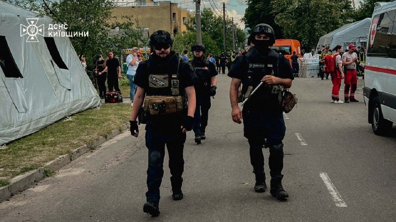 ❗До 7 людей зросла кількість загиблих внаслідок російського удару по Вишневому на Київщині ❗До 7 людей зросла кількість загиблих внаслідок російського удару по Вишневому на Київщині