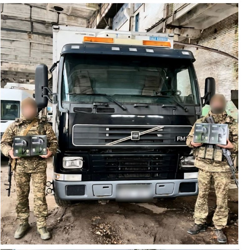 🪖✊Майже 500 тисяч гривень зібрали маріупольці для захисників!
⚓️Завдяки підтримці маріупольців та усіх небайдужих українців 🪖✊Майже 500 тисяч гривень зібрали маріупольці для захисників!
⚓️Завдяки підтримці маріупольців та усіх небайдужих українців