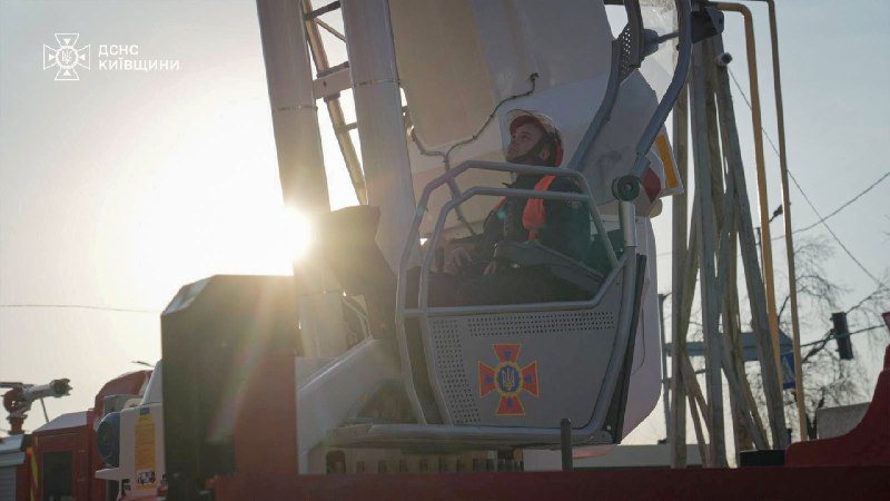 ❗️На Київщині завершили ліквідацію масштабної пожежі, що виникла внаслідок російської атаки в ніч на 19 липня ❗️На Київщині завершили ліквідацію масштабної пожежі, що виникла внаслідок російської атаки в ніч на 19 липня