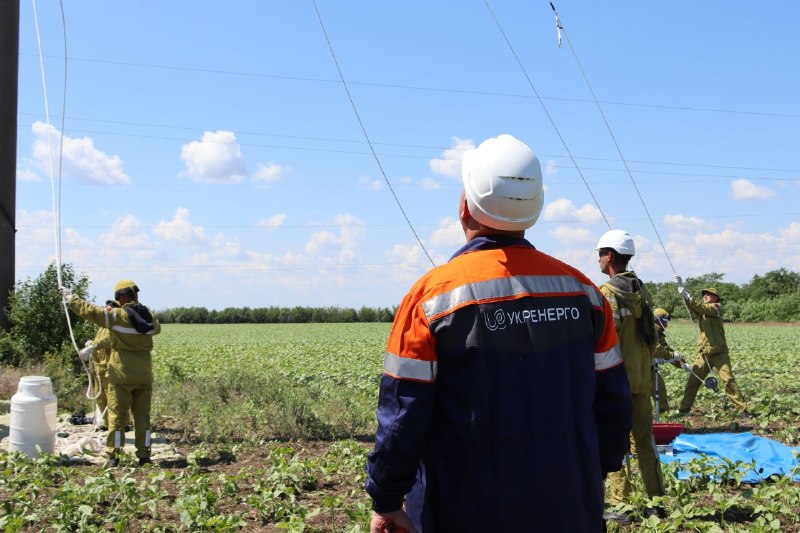 Повномасштабна війна почалась для начальника дільниці з ремонту повітряних ліній НЕК «Укренерго», пана Руслана, з потужних вибухів Повномасштабна війна почалась для начальника дільниці з ремонту повітряних ліній НЕК «Укренерго», пана Руслана, з потужних вибухів